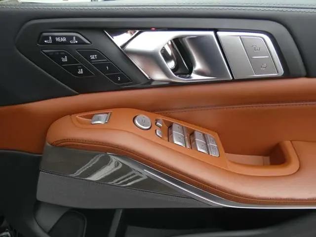 WhatsApp Image 2025-04-09 at 14.54.51 (1).webp