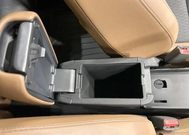 WhatsApp Image 2025-04-14 at 17.02.42 (3).webp