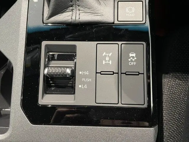 WhatsApp Image 2025-02-21 at 17.22.35 (1).webp