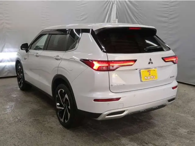 WhatsApp Image 2025-02-26 at 12.39.04 (1).webp