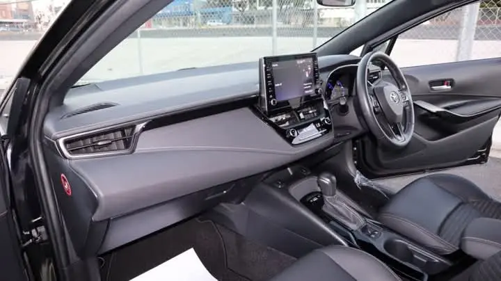 WhatsApp Image 2025-04-04 at 16.10.08 (1).webp