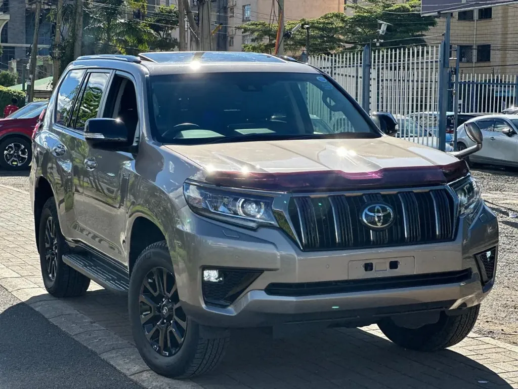TOYOTA LAND CRUISER PRADO TX-L BLACK EDITION — 2021