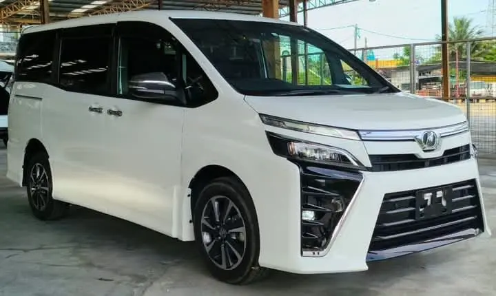 2020 Toyota Voxy 2.0 ZS